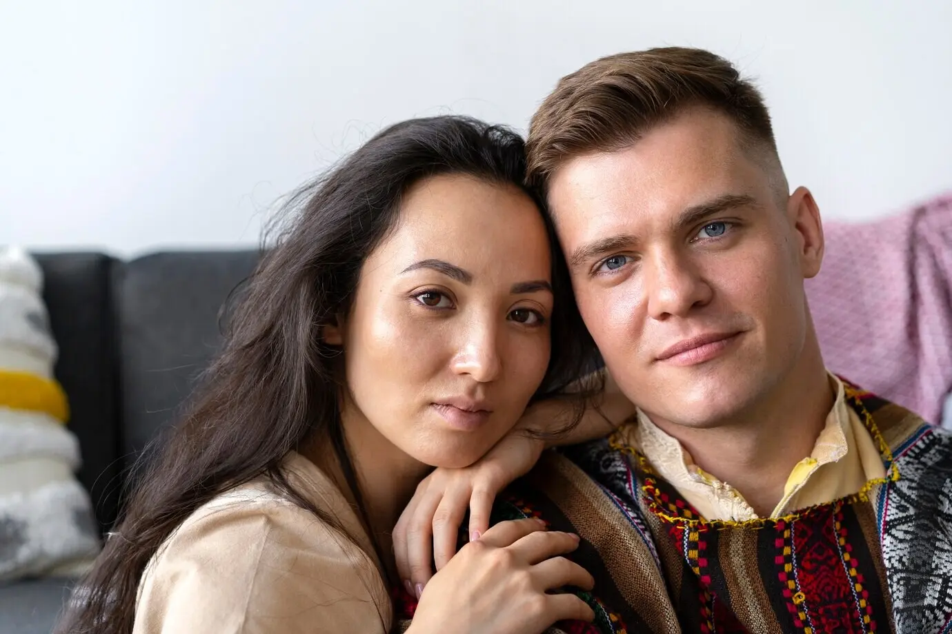 Lebensstil von Menschen, die in Boho-Interieurs wohnen.